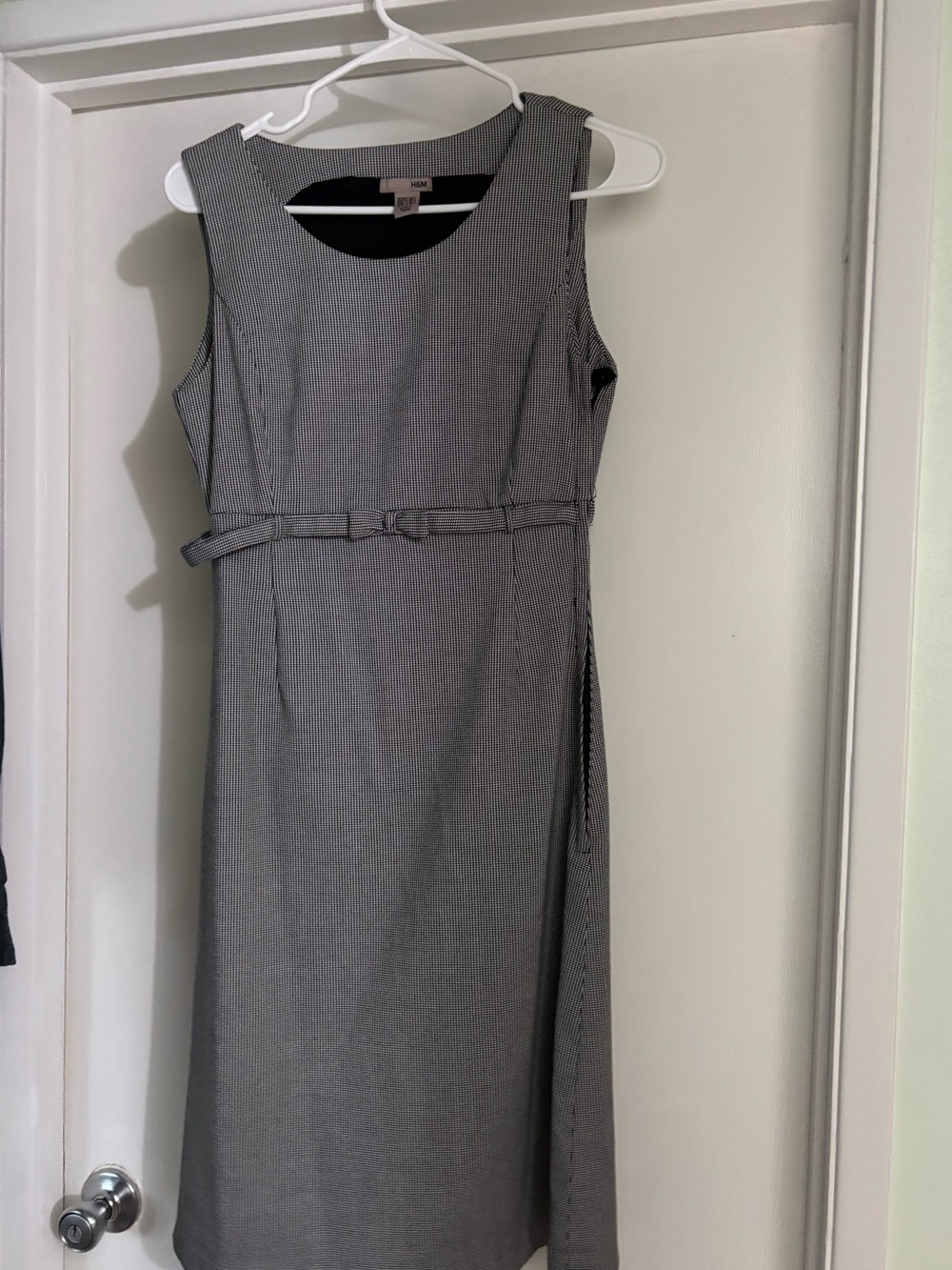 H&M Women's Gray Sleeveless Bow Belt Sheath Dress Professional Houndstooth Work